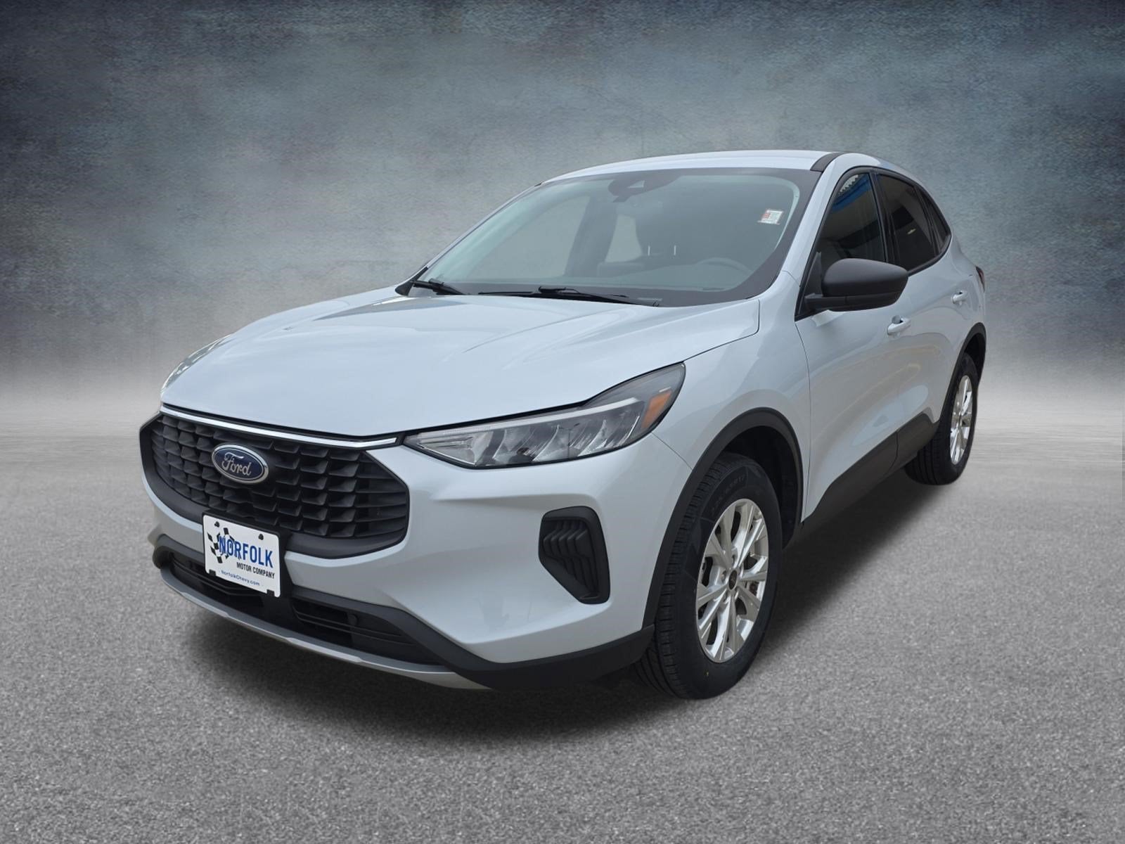2025 Ford Escape Active in Silver — front three-quarter view