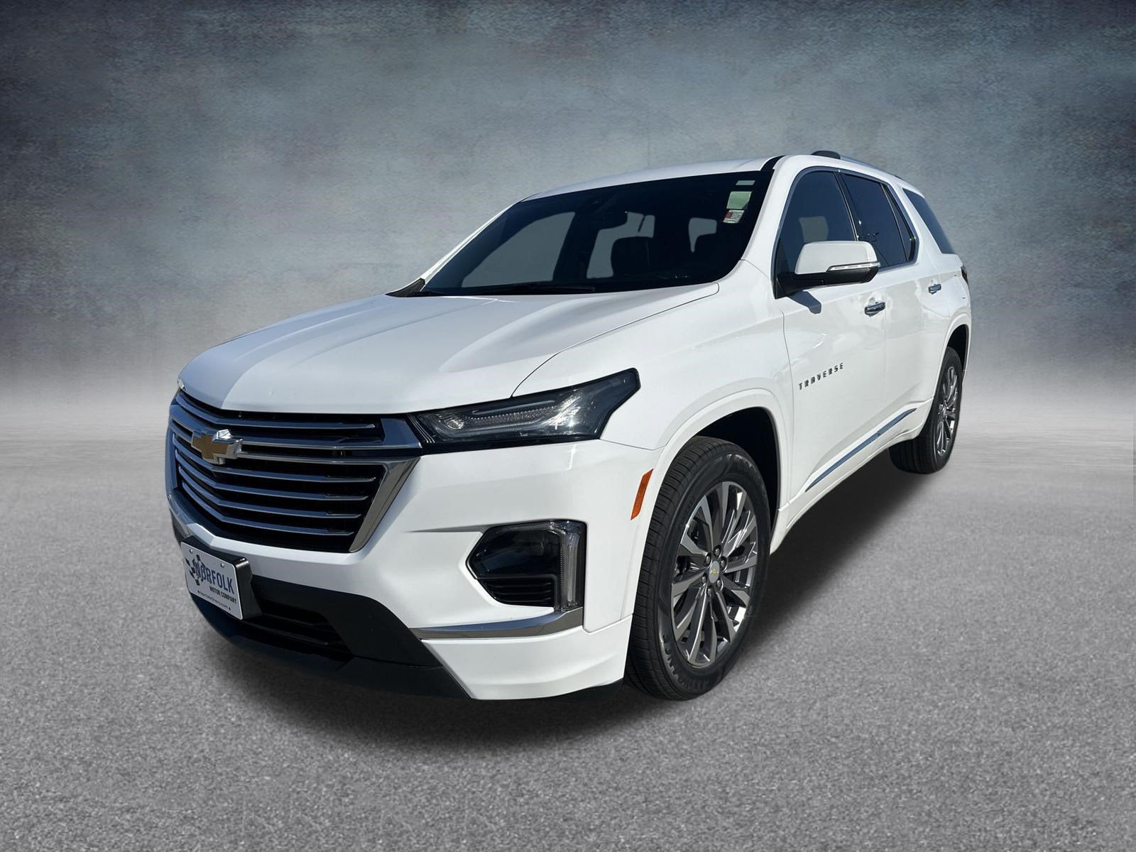 2023 Chevrolet Traverse Premier in Summit White — front three-quarter view