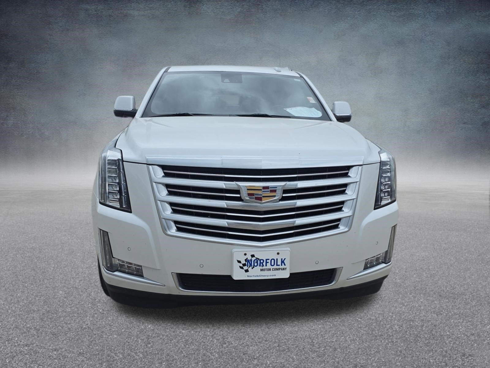 2017 Cadillac Escalade — side profile view